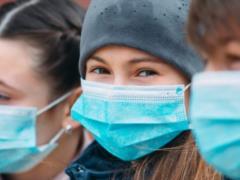 ВОЗ обновила рекомендации по ношению масок