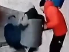Russian teenagers beat up a taxi driver and hijack her car