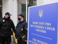 В системе МВД за сутки 395 новых случаев коронавируса