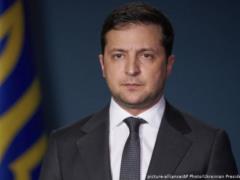 Зеленский назначил пожизненные стипендии выдающимся педагогам