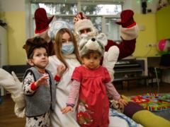 Guards all over Ukraine presented the holiday of Nikolai to children