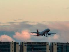 Украина не будет закрывать авиасообщение с Великобританией