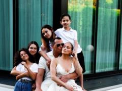 Frustrated Jennifer Lopez not sure if she should marry Alex Rodriguez