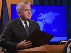 Посол США в России отказался от российской вакцины