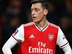 Агент Озила хочет предложить услуги игрока Ювентусу