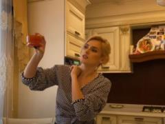 Хозяюшка Ирина Федишин дала совет, как правильно выбрать красную икру