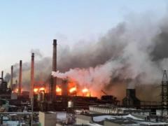 Пожарные ночью тушили огонь на  Авдеевском коксохимическом заводе 