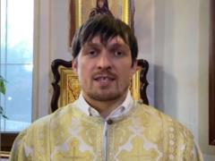 Усик в роли священника и Селезнев на пробежке: украинские спортсмены поздравили болельщиков с Рождеством
