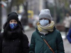 Украинцы стали меньше беспокоиться по поводу коронавируса (опрос)