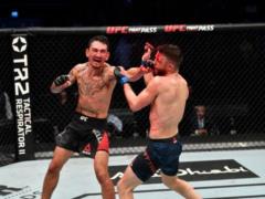 Боец UFC взорвал Сеть действиями в поединке: пробил, не глядя, и увернулся от шести ударов соперника
