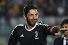 Ювентус, Доннарумма и Ханданович поздравили Буффона с 43-летием