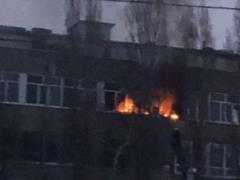 Семь отделений харьковских спасателей боролись с пожаром в швейном цехе
