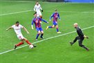 Sevilla beat Eibar and climbed to third place