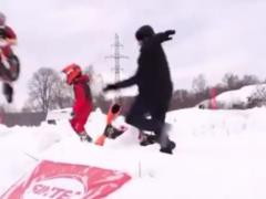 In Russia, an eight-year-old boy was seriously injured in a motocross competition: eerie footage