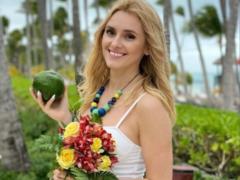 Ірина Федишин в бікіні насолодилася відпочинком в Домінікані