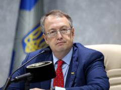 Геращенко: Проплаченные протесты нужно запретить