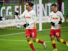 Leipzig beat Augsubrg and reduced the gap from Bayern to 4 points