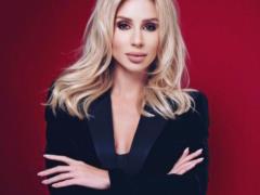 Svetlana Loboda in an ultra-short dress boasted slimness and long legs