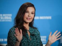 Актриса Эшли Джадд едва не осталась без ноги:  Кровотечение могло меня убить 