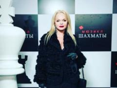 Экстремально похудевшая Лариса Долина показала фигуру в обтягивающем комбинезоне