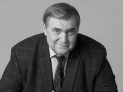 Умер известный спортивный телекомментатор Юрий Розанов