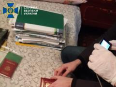 На Закарпатті СБУ викрила канал незаконного переправлення росіян за кордон