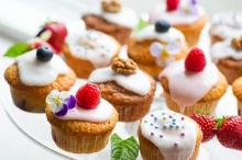 Foods that negatively affect skin health named