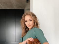 Алена Шоптенко рассекретила, к кому летала в ОАЭ без мужа и сына
