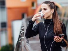 Daily Mail: Пейте кофе за 30 минут до тренировки, это ускорит сжигание жира