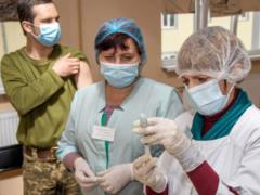 За сутки в Украине выявлено 16,7 тыс. новых случаев коронавируса, 362 человека умерло