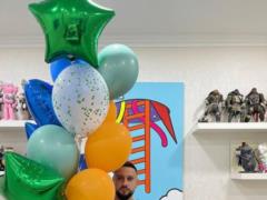 MONATIK-35: how Nikityuk, Osadchaya, Dorofeeva and other stars congratulated the hero of the day