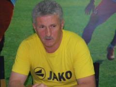 Тренера румынского клуба уволили после выхода клуба на первое место в таблице