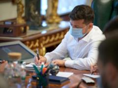 Зеленский уволил украинских послов в Нидерландах, Бельгии, Ираке, Таиланде и Саудовской Аравии