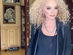 65-летняя Лариса Долина в красных лосинах и топе озадачила видом