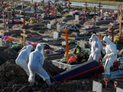 NYT: Скрытые данные о потерях от Covid в России - это секрет, известный всем