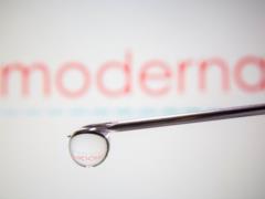 Moderna снизила оценку эффективности своей вакцины