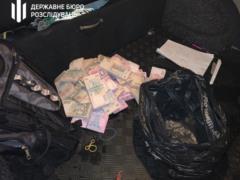 Official of the Secretariat of the Cabinet of Ministers demanded UAH 2.5 million for  