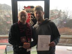 Верес продлил контракт с Полуляхом