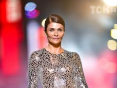 52-летняя супермодель Хелена Кристенсен ошеломила удивительно молодым видом своей мамы