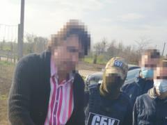 The head of the defense concern for a bribe of $ 1 million promised to give a land plot in the center of Odessa