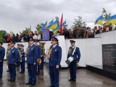 Харьковская полиция просит граждан удерживаться от использования черно-оранжевых ленточек