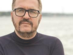 Alexander Ponomarev charmed the beauty of a young mother