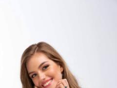 Dmitry Komarov s young wife charmed with beauty:  