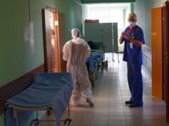 В Украине за сутки выявили 3620 новых случаев COVID-19. Выздоровели почти 8 тыс. человек