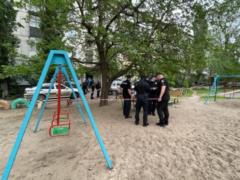 В Луганской области на детской площадке взорвался боеприпас, пострадала 9-летняя девочка