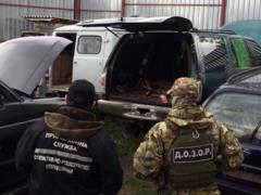 Под Харьковом контрабандисты перегоняли автомобили из РФ в Украину