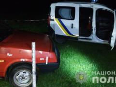 На Львовщине злоумышленник ранил полицейского и двух лесничих