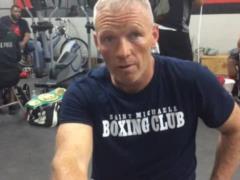 Total annihilation: 51-year-old veteran knocks out an opponent in the first round
