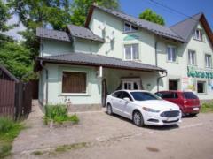 Zelensky signs law allowing private entrepreneurs to provide hotel services