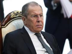 Лавров сообщил об окопах, вырытых вокруг России